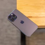 Activa linterna tocando el iPhone: doble toque y más