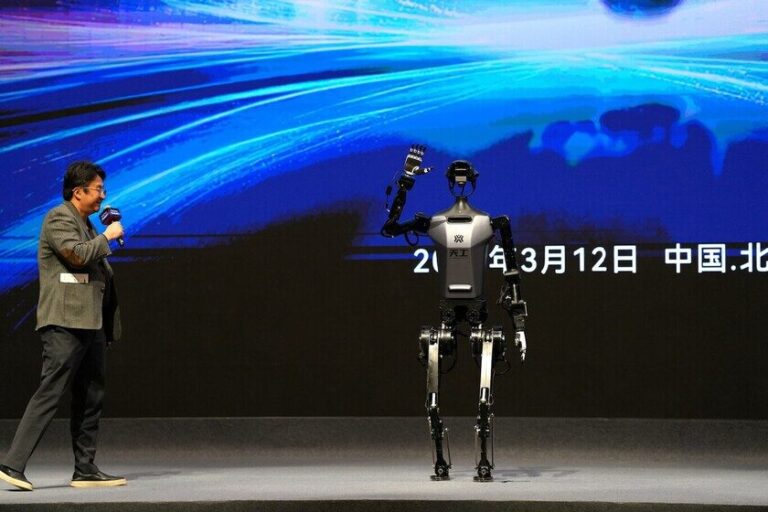 China Presenta Innovador Robot Humanoide Por 38 000 Euros Disponible Para Reserv