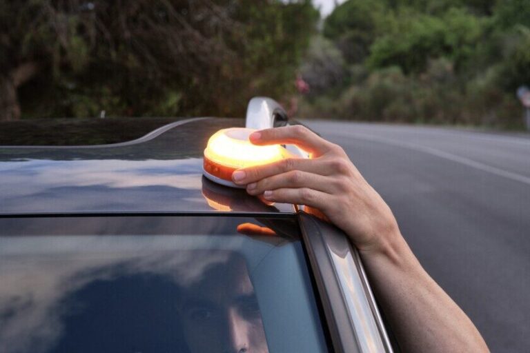 Como Comprobar El Funcionamiento De Mi Baliza V16 Sin Alertar A La Dgt