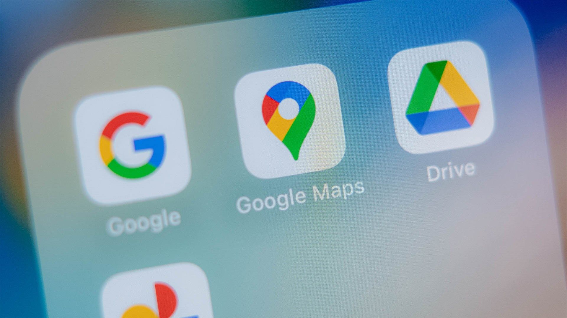 Cómo rastrear familiares en Google Maps y encontrar amigos