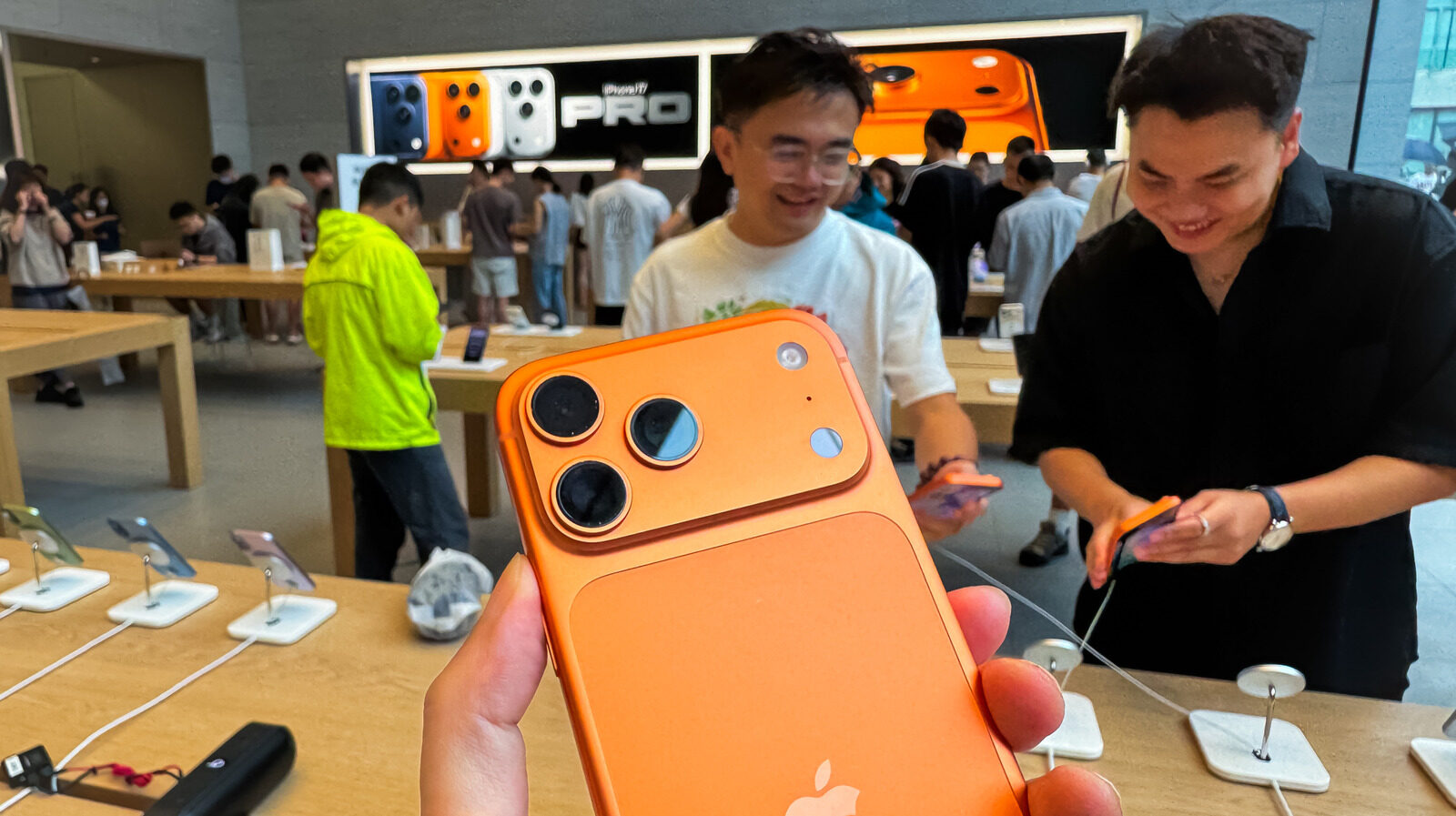 Iphone 17 Pro Max Sigue Agotado Cuanto Tiempo Mas Esperar