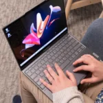 OLED vs IPS laptop: ¿Cuál pantalla elegir para tu laptop?