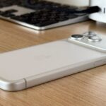 Rumores sobre iPhone Fold sugieren diseño solo con eSIM