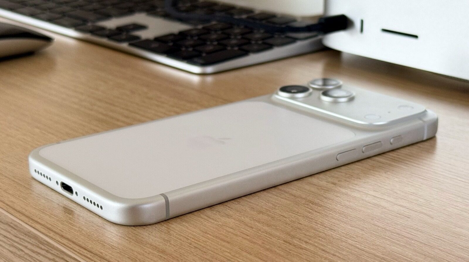 Rumores Sobre Iphone Fold Sugieren Diseno Solo Con Esim